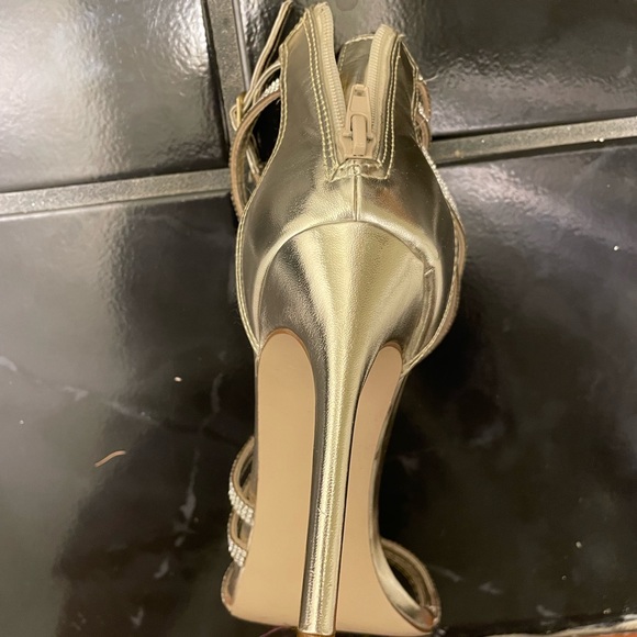 Steve Madden Metallic gold and rhinestone heel. - Picture 3 of 7